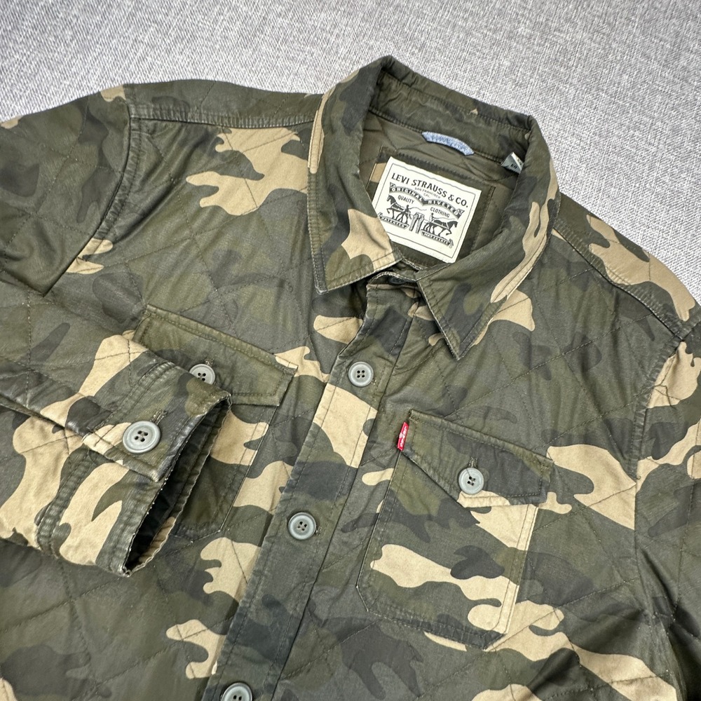 Levi's Cotton Diamond Quilted‎ Shirt Jacket Mens XL Green Camouflage Zip Shacket - Picture 1 of 13